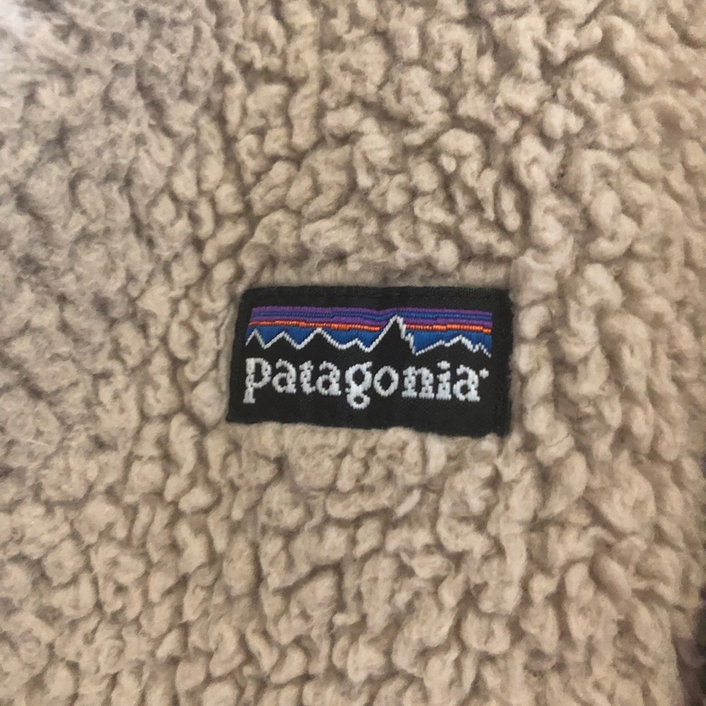 Patagonia beige fuzzy jacket